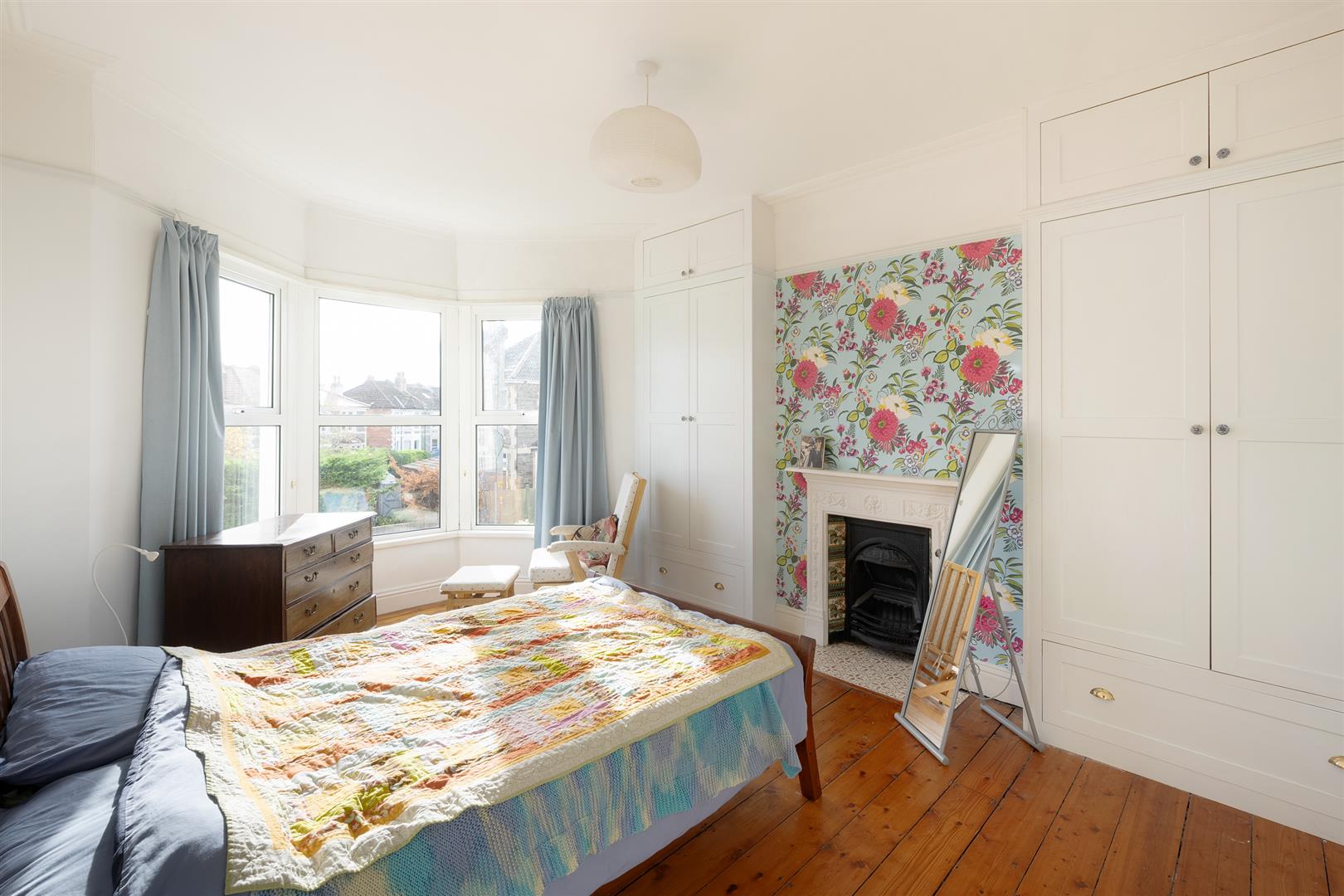 Cricklade Road, Bristol Property for Sale with Elephant